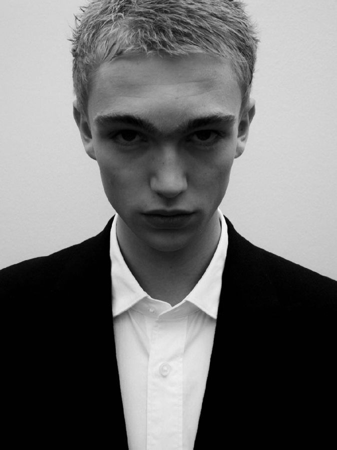 Series 04, cover